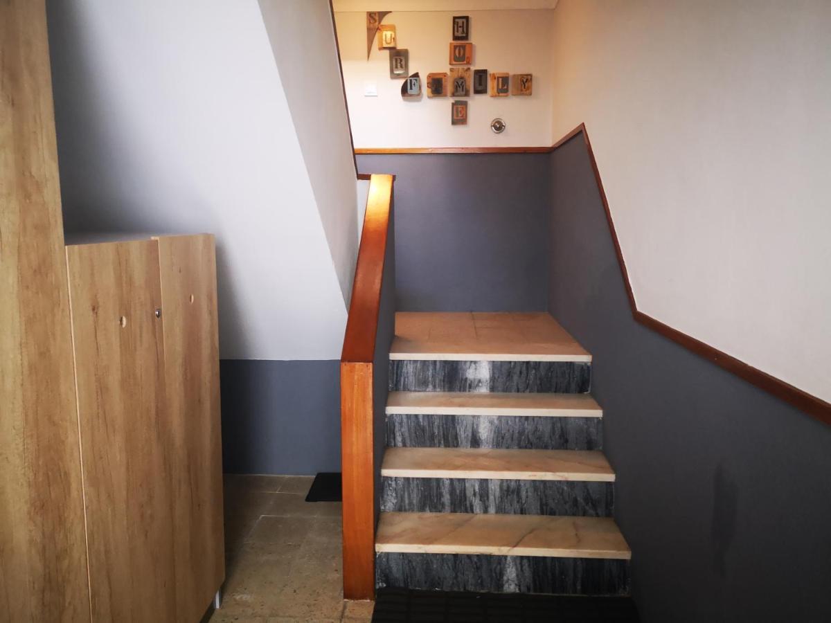 Family Surf Home - Hostel 마프라 외부 사진